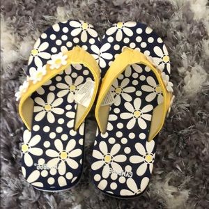Girls flip flops